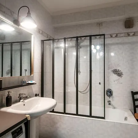 N 5 By Quokka 360 - Vintage-soul Flat On Cathedral Апартаменты Комо