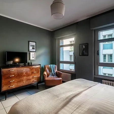 N 5 By Quokka 360 - Vintage-soul Flat On Cathedral *