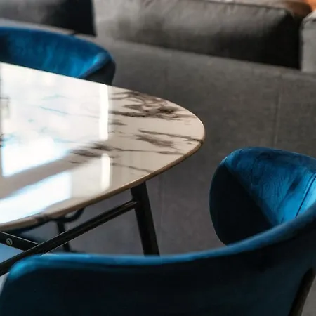 N 5 By Quokka 360 - Vintage-soul Flat On Cathedral