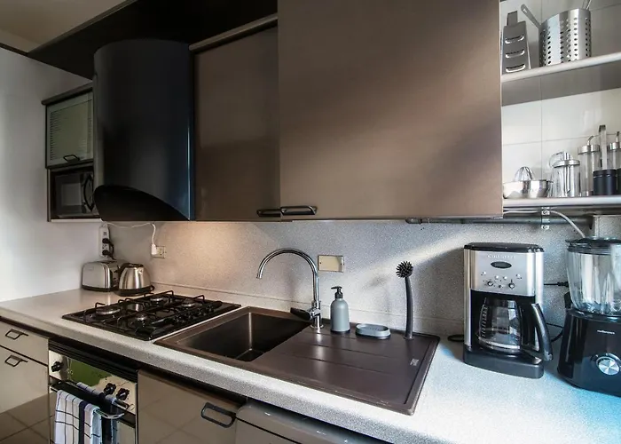 N 5 By Quokka 360 - Vintage-soul Flat On Cathedral דירה *