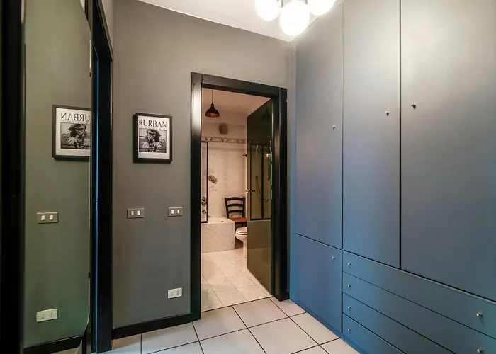 N 5 By Quokka 360 - Vintage-soul Flat On Cathedral